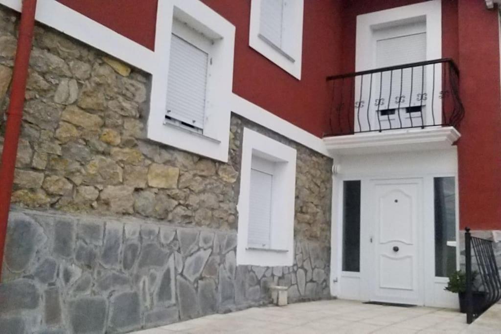 Casa La Ranera De Santillana Hébergement de vacances *